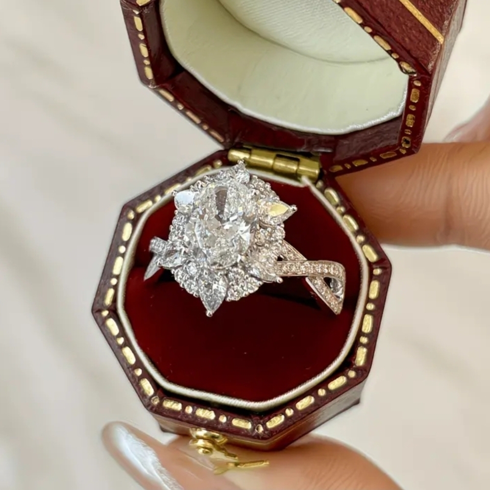 2 Carat Cubic Zircona Diamond Halo Ring  Sterling Silver 925 Stamp Size 7
